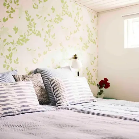 Vakantiehuis Private Steps And Sunspots In Tisvildeleje