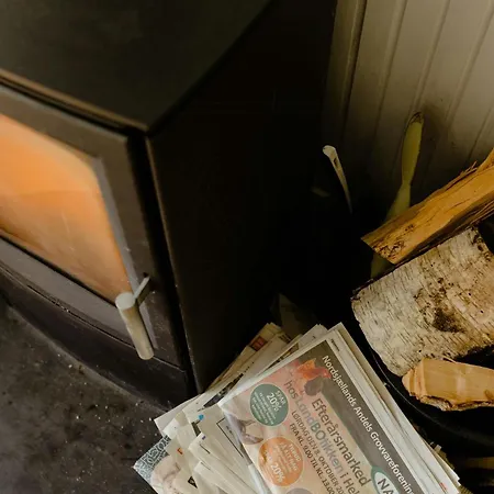 Private Steps And Sunspots In Vakantiehuis Tisvildeleje