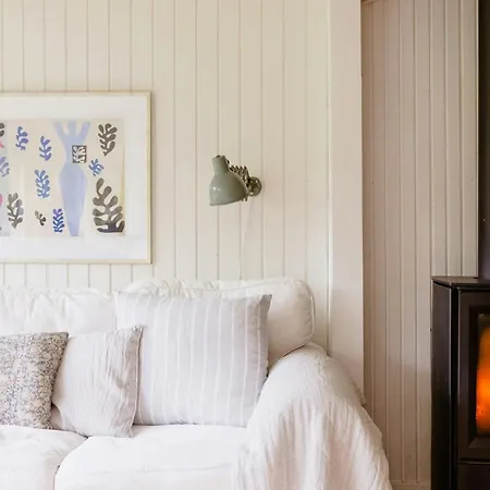 Private Steps And Sunspots In Vakantiehuis Tisvildeleje